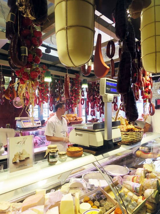 Στα Καραμανλίδικα του Φάνη. Φωτό: foodjunkie.eu